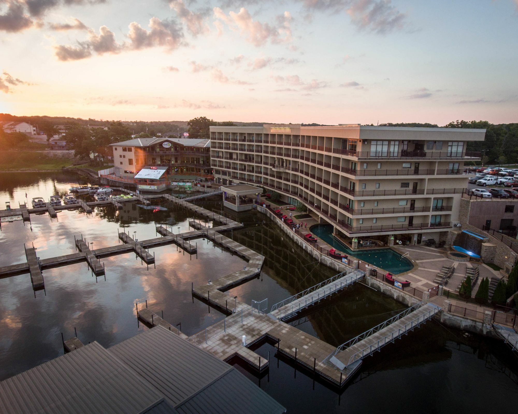 Camden On The Lake Resort Lake Ozark Exteriör bild